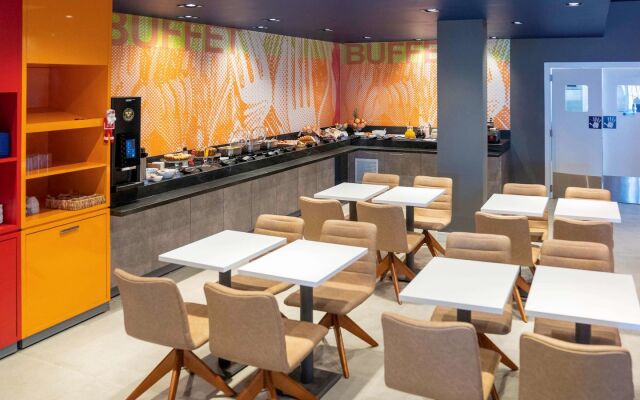 Ibis Budget Farroupilha