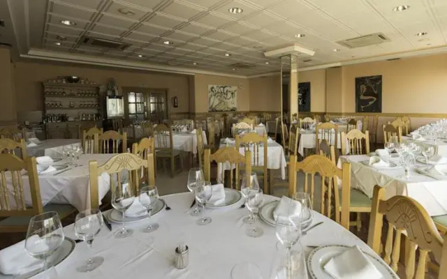 Hostal Restaurante La Pineda
