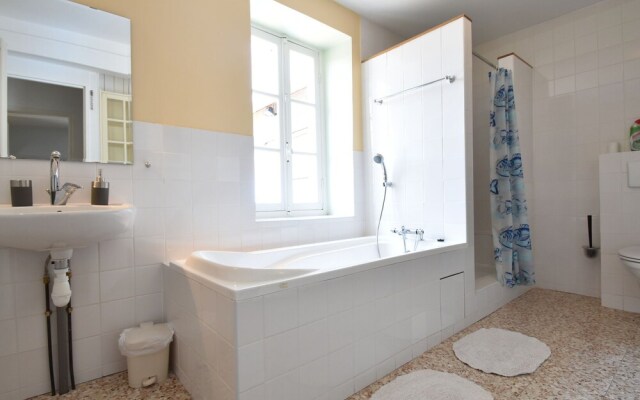 Cosy Holiday Home in Rémilly With a Terrace