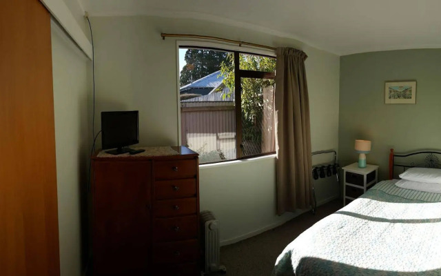 Redwood Lodge