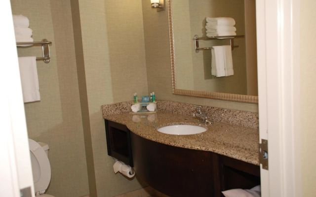 Holiday Inn Express & Suites Covington by IHG