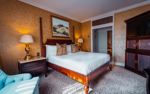 Palazzo Hotel - Image 3