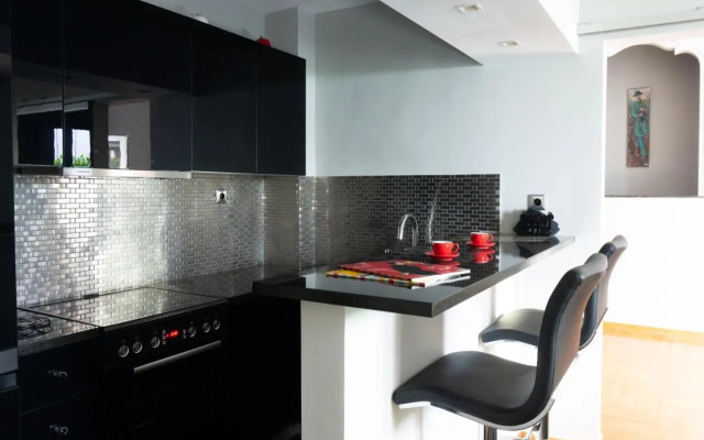 The Burton Luxury 1BR in Plaka, Athens