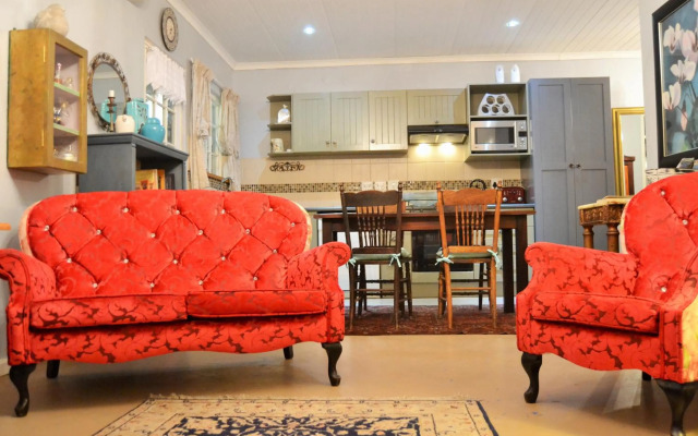 Versailles Self-Catering