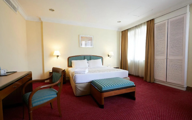 Grand Pacific Hotel PWTC