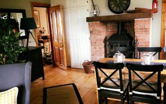 Shores Country House Bed & Breakfast