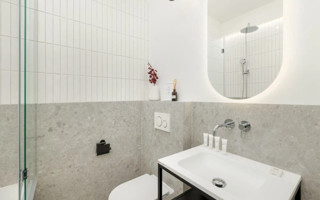 Bright Apartment Poznań by Renters