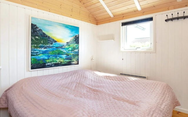6 Person Holiday Home in Vaeggerlose