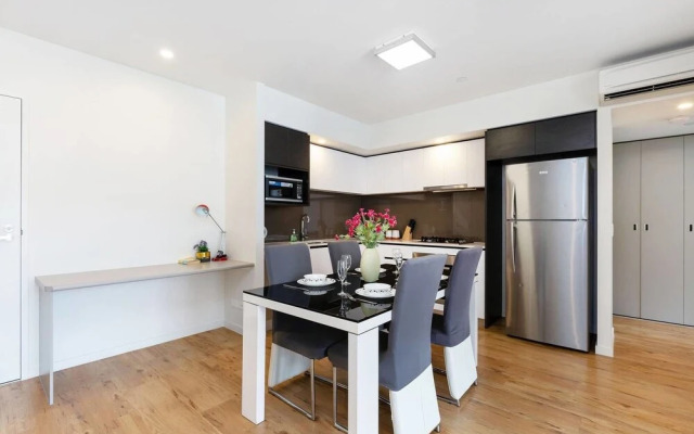 South BNE 1 Bed Parking Pool Gym in Mater Qsb218