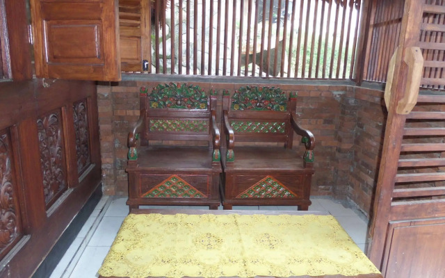 Villa Adas