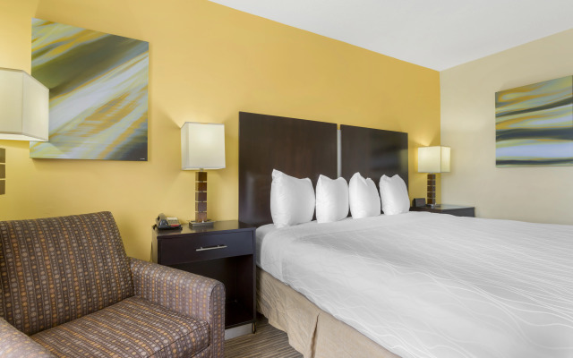 Best Western Plus The Four Corners Inn