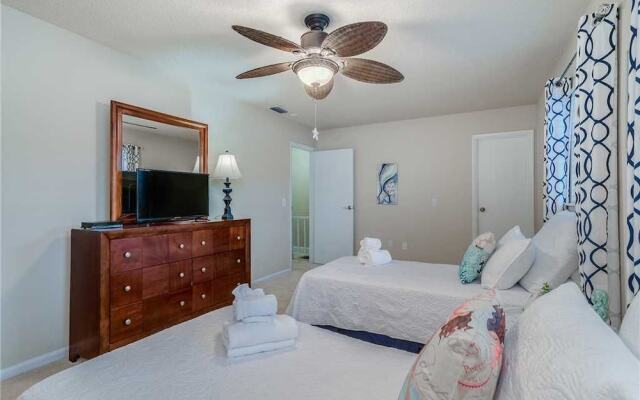 Seashell 19 - Two Bedroom Condo
