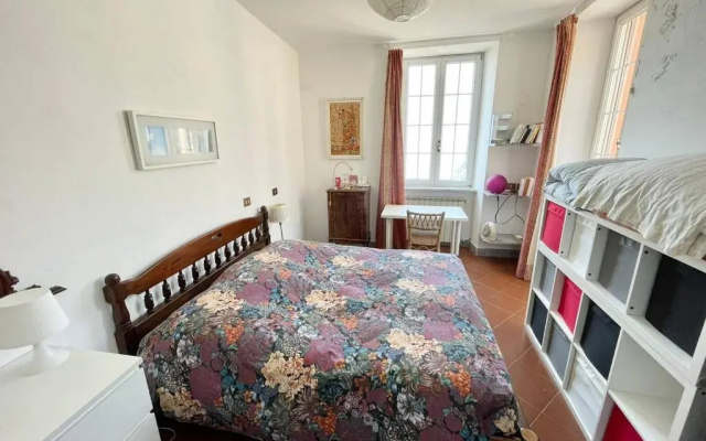 Framura, Ampio appartamento con terrazzo vista mare
