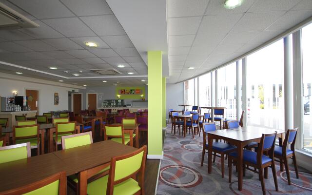 Holiday Inn Express Nuneaton, an IHG Hotel