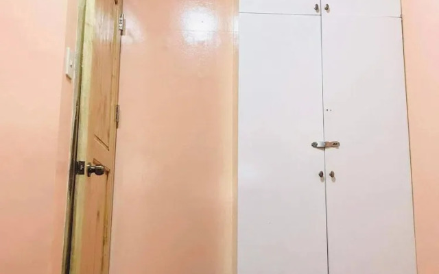 3 Bedrooms 2 Storey House!
