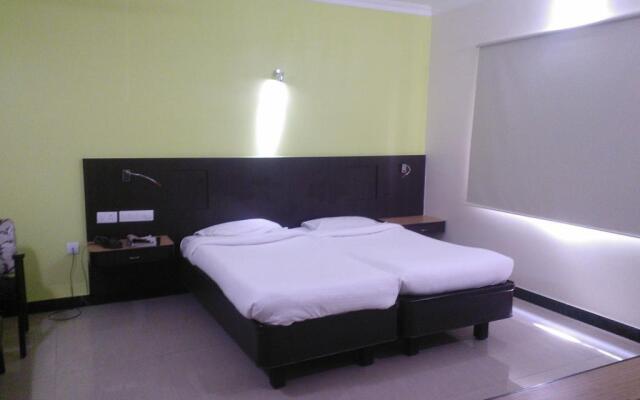 New Woodlands Hotel