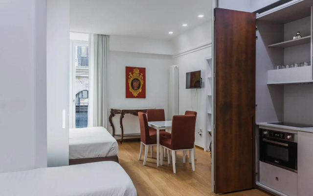 RG7 Apartments