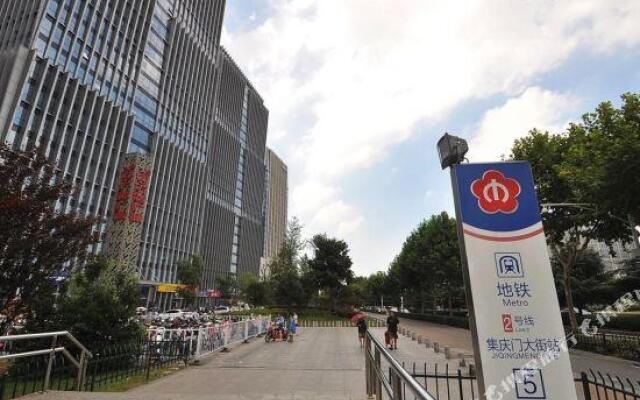 Livable Life (Nanjing Hexi Wanda Plaza)