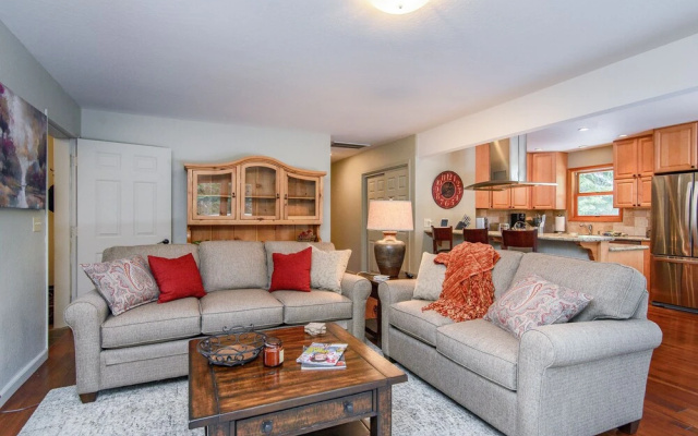 10991 Zermatt Dr Home