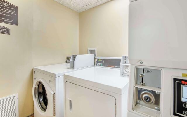 Best Western Plus Bridgeport Inn