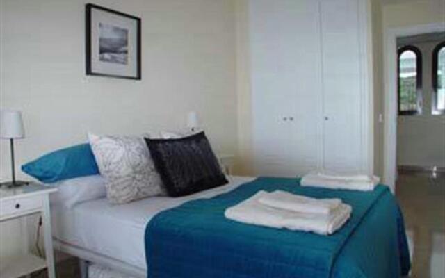 3 bed Penthouse great views