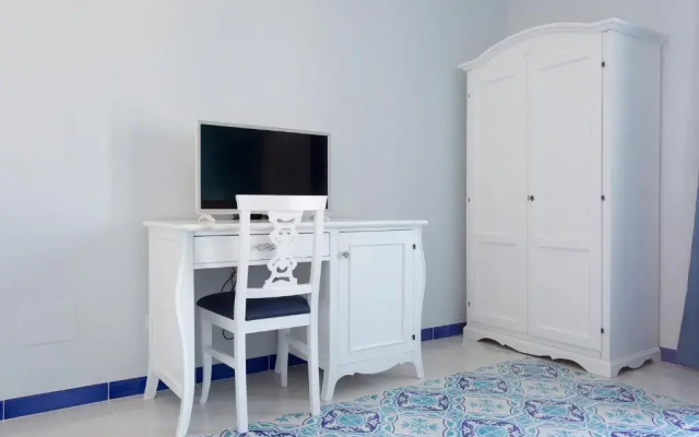 Odysseus Hotel