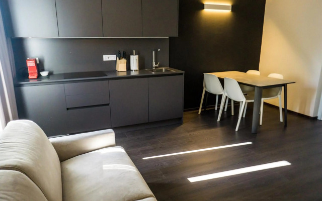 Venice Terminal Apartments & Suites