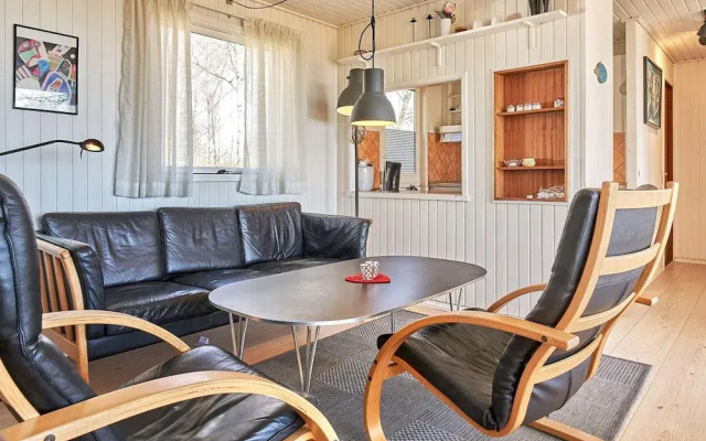 6 Person Holiday Home in Aakirkeby