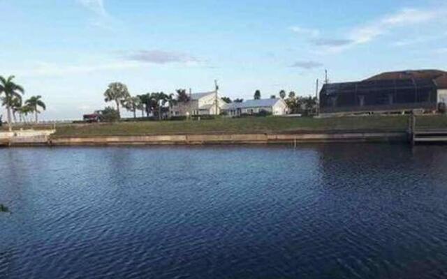 Manatee Palms Rentals
