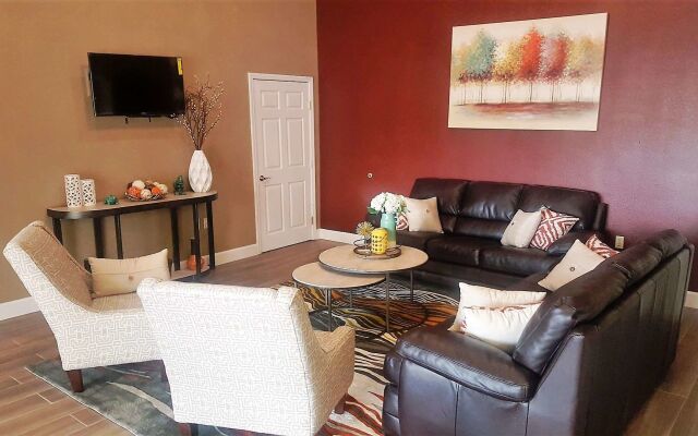 Red Roof Inn & Suites Houston - Humble/IAH Airport