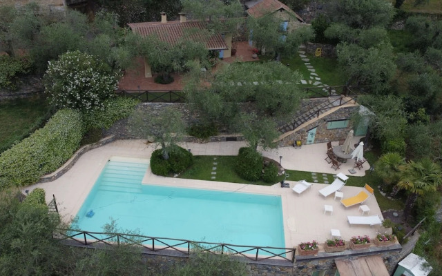 The Grapefruit House - Villa con Piscina