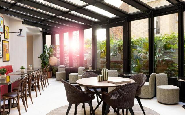 Hotel Moderniste