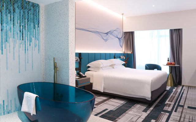 Asia International Hotel Guangzhou - Overseas Buyer Registration Services in Hotel & Free Shuttle between Hotel and Exhibition Center during Canton Fair