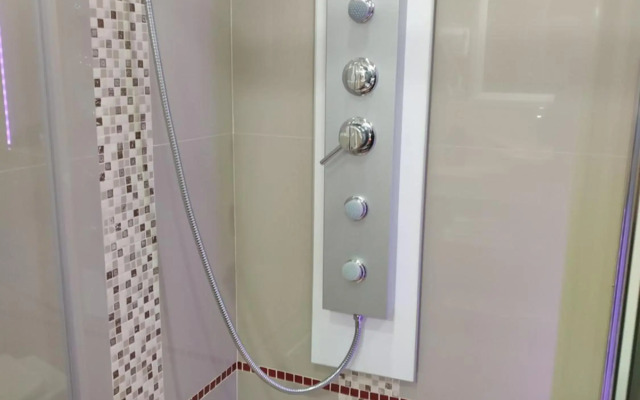 VOYAGE CUBIC Adults Only