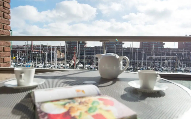 Two Room Apartment Overlooking the Harbor