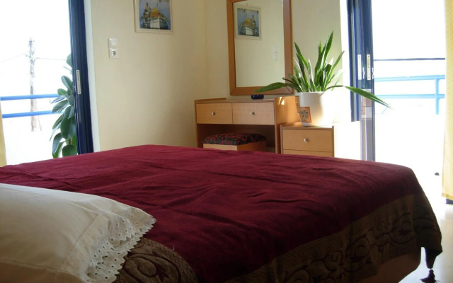 Philippos Studios & Apartments