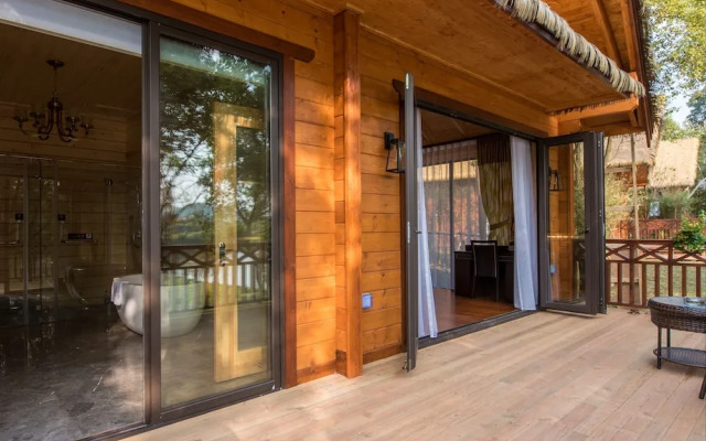 Midea Egret Lake Car Camp
