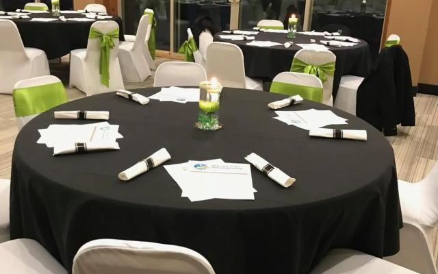 The Round Barn Lodge