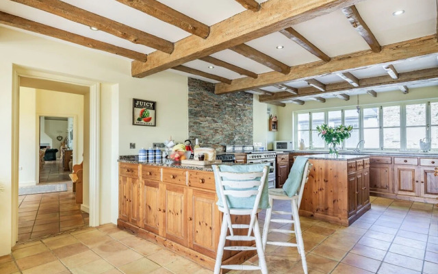 Tregoninny Vineyard and Woodland Farmhouse