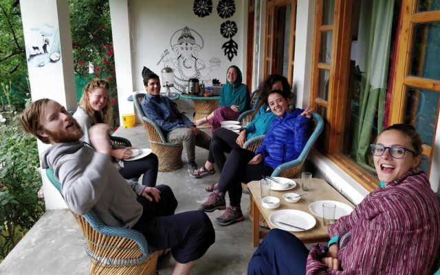 Madpackers Manali - Hostel