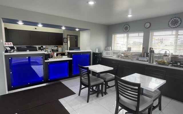 Americas Choice Inn And Suites