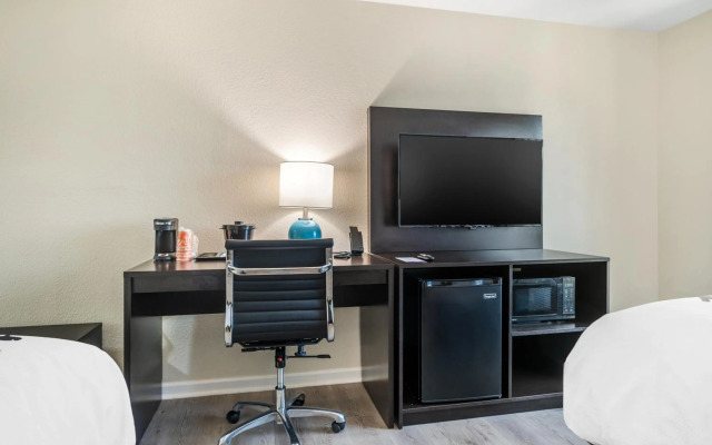 Sleep Inn & Suites
