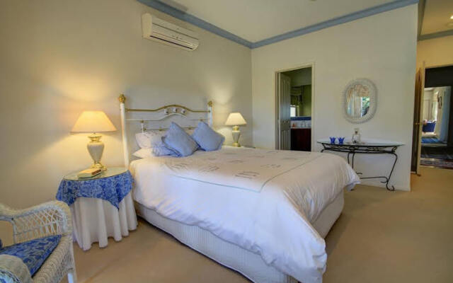 Rosevillehouse Bed & Breakfast