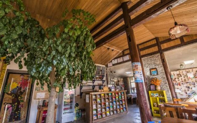 Lijiang Baisha There International Youth Hostel