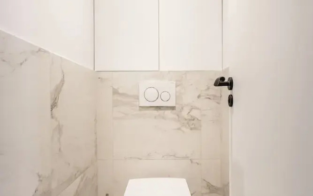 Magnificent Apartment - 3br/ 8P - Europe