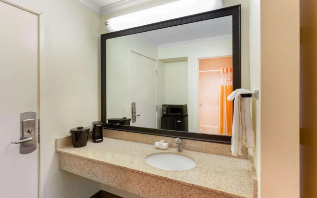 La Quinta Inn Chicago Willowbrook