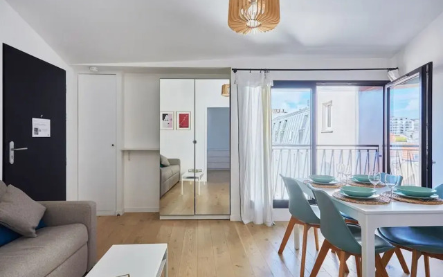 Apartment Boulogne Facing the "passage"