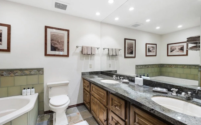 Wildwood Ridge 5 Bedroom Home