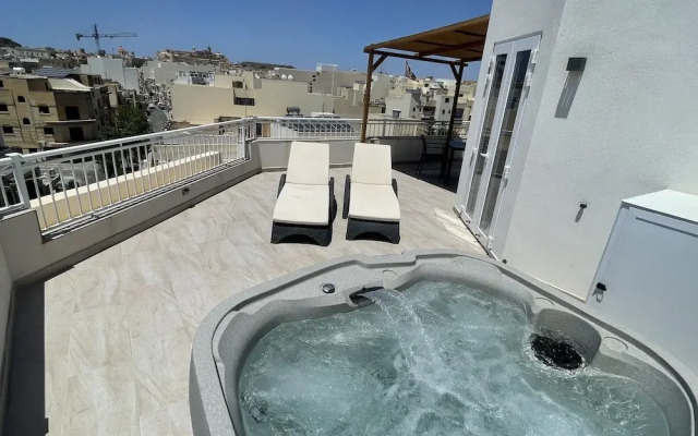 The Willows Luxury Penthouse