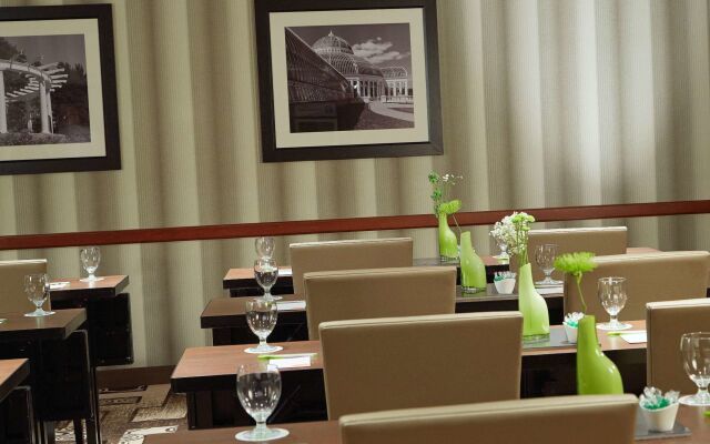 Courtyard Minneapolis St. Paul/Roseville by Marriott